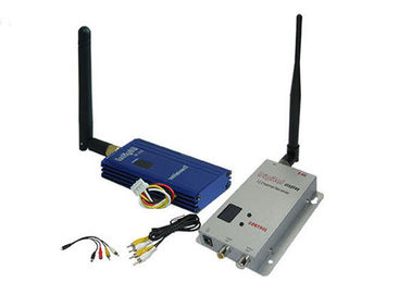 China 12 Channels Small Size CCTV Wireless Video Transmitter And Receiver 1000mW DC 12V supplier