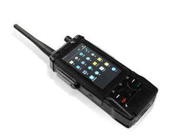 China 4G LTE Tri-proof Broadband Trunking Handset two way radio walkie talkie supplier